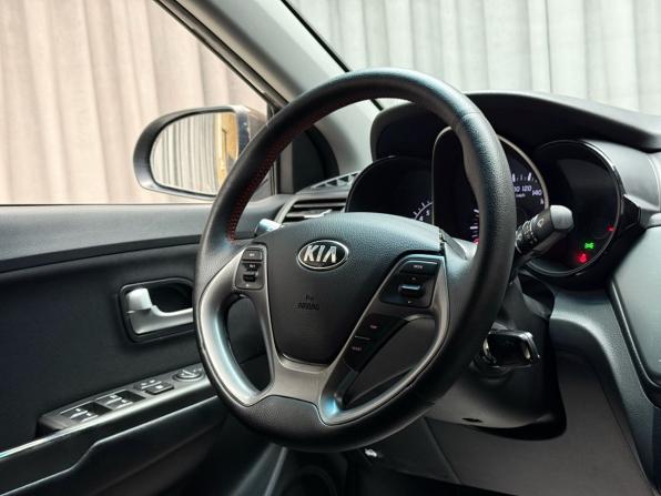 Kia Rio III Рестайлинг с пробегом 2015 года, цена 1 129 000 рублей, 106178 км, седан, Автокод Объявления