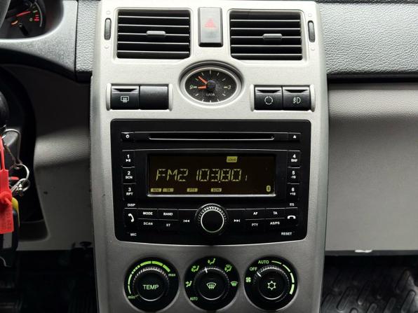 Lada (ВАЗ) Priora I с пробегом 2011 года, цена 329 000 рублей, 107516 км, универсал, Автокод Объявления