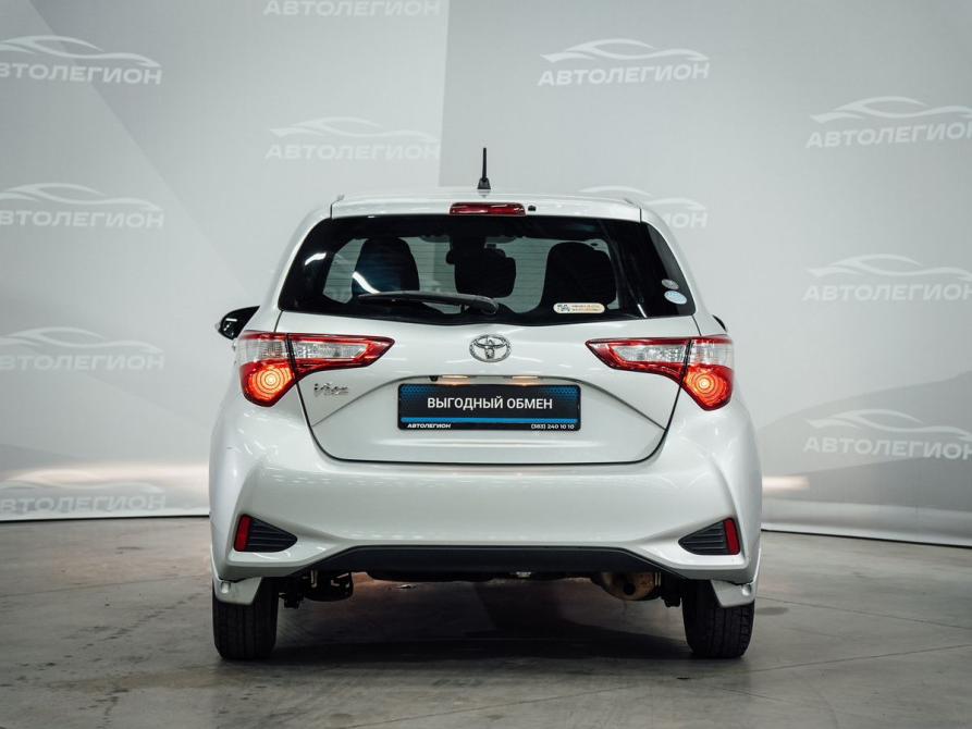 Toyota Vitz III (XP130) Рестайлинг 2 Новосибирск  - изображение 7