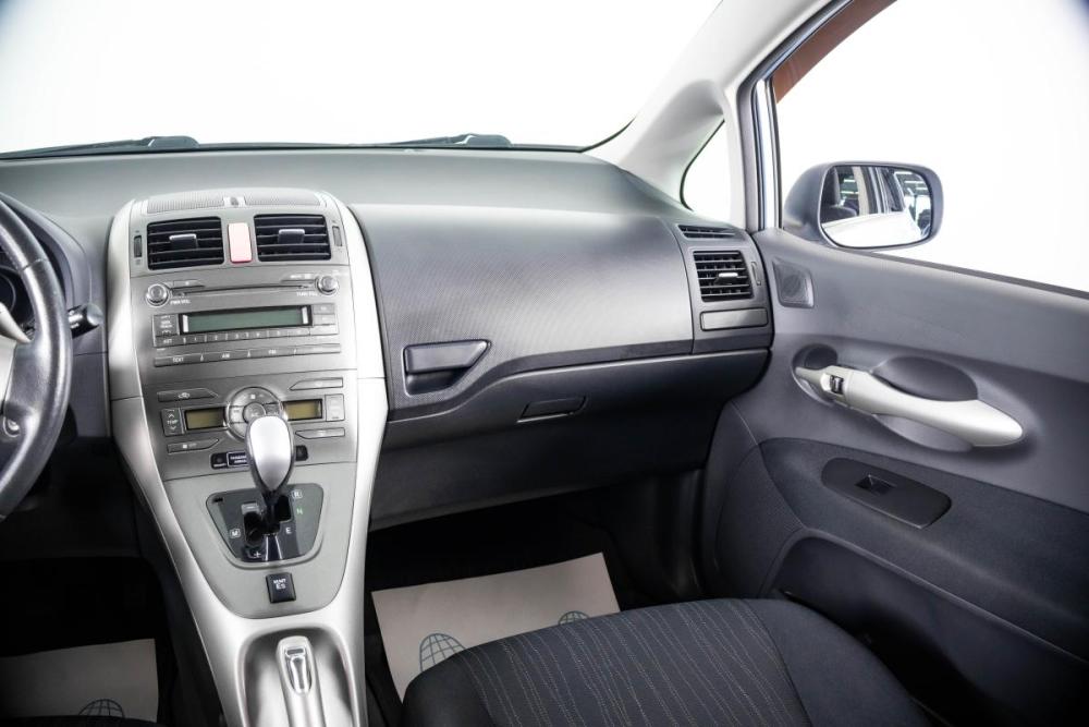 Toyota Auris I Пермь  - изображение 14