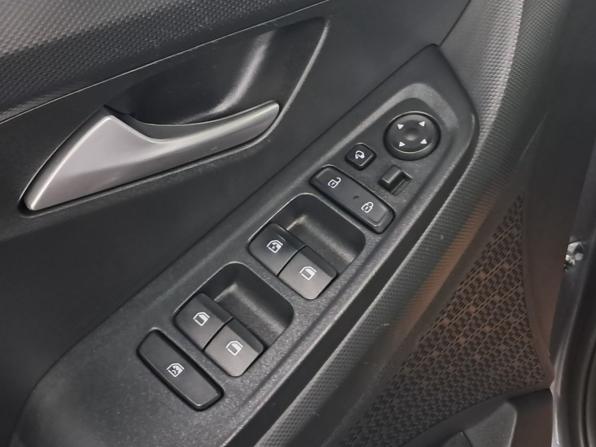 Hyundai Creta II с пробегом 2022 года, цена 2 590 000 рублей, 81001 км, внедорожник, Автокод Объявления
