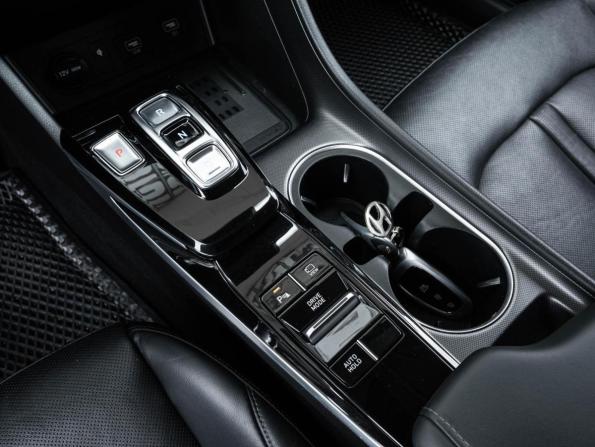 Hyundai Sonata VIII (DN8) с пробегом 2021 года, цена 2 139 000 рублей, 118671 км, седан, Автокод Объявления
