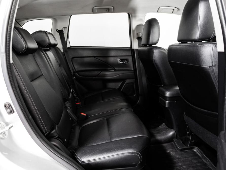 Mitsubishi Outlander III Рестайлинг 2 Санкт-Петербург  - изображение 22