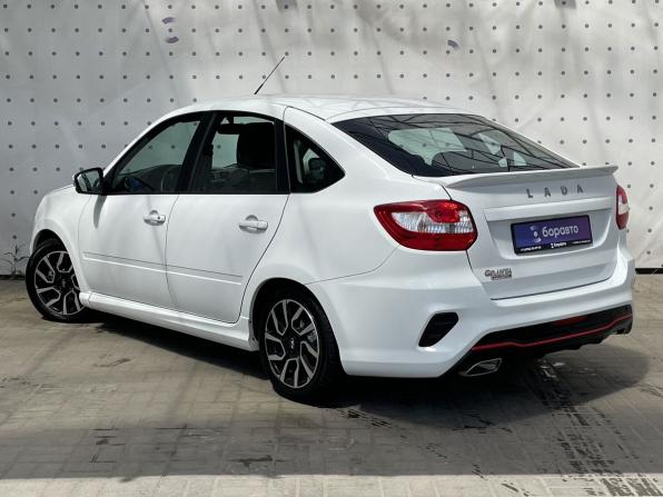 Lada (ВАЗ) Granta I Рестайлинг с пробегом 2024 года, цена 1 200 000 рублей, 3422 км, лифтбек, Автокод Объявления