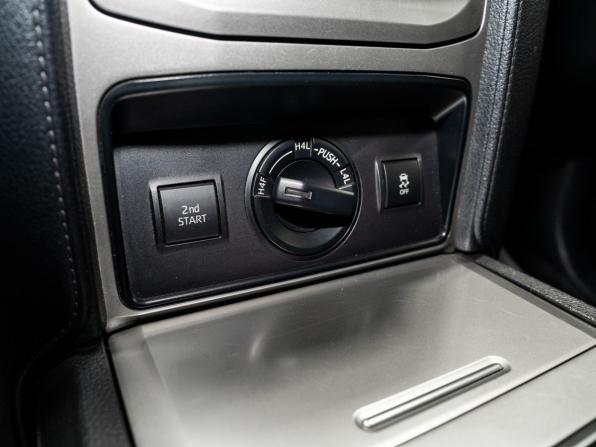 Toyota Land Cruiser Prado 150 Series Рестайлинг 2 с пробегом 2019 года, цена 5 100 000 рублей, 64800 км, внедорожник, Автокод Объявления