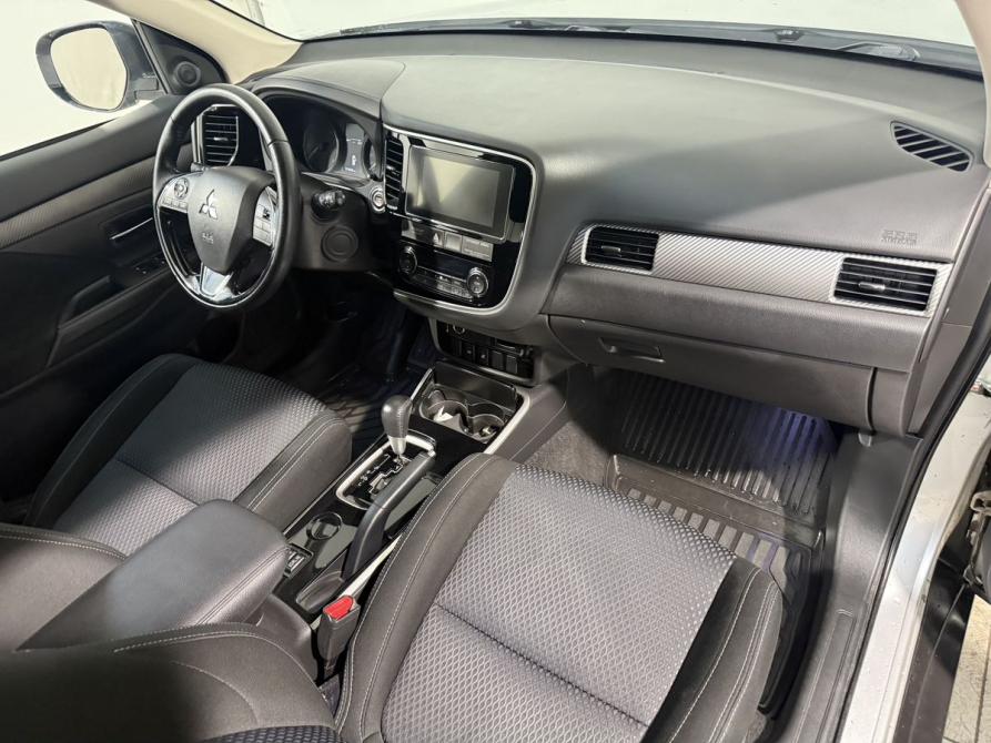 Mitsubishi Outlander III Рестайлинг 2 Химки  - изображение 11