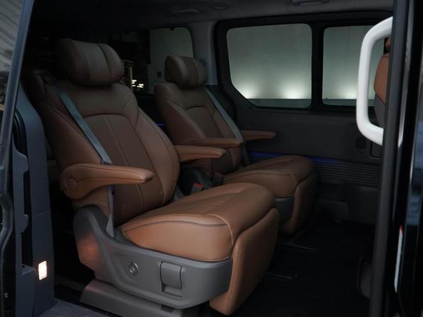 Hyundai Staria I с пробегом 2025 года, цена 7 049 777 рублей, 18706 км, минивэн, Автокод Объявления
