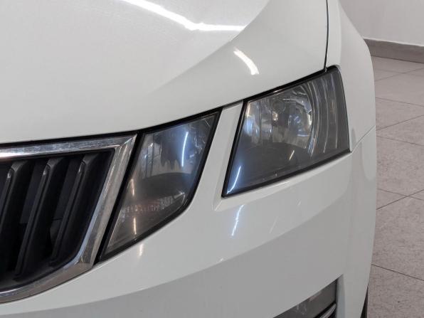 Skoda Octavia III (A7) Рестайлинг с пробегом 2019 года, цена 1 250 000 рублей, 171353 км, лифтбек, Автокод Объявления