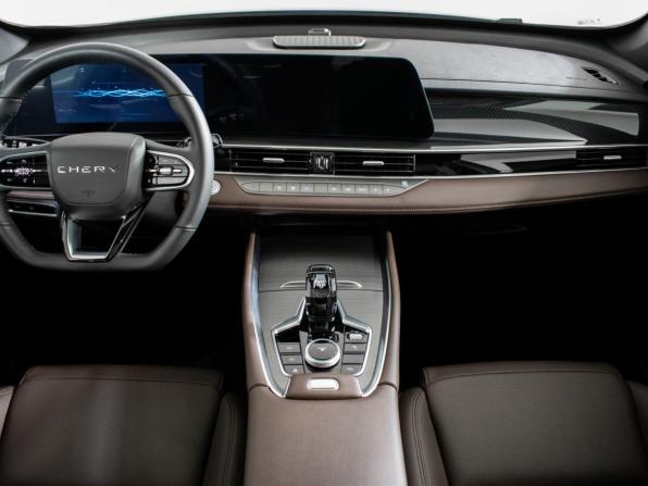 Chery Tiggo 7L с пробегом 2024 года, цена 2 380 000 рублей, 8632 км, внедорожник, Автокод Объявления