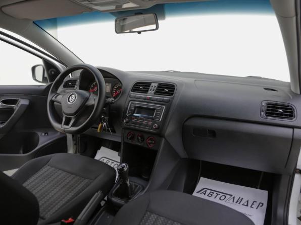 Volkswagen Polo V Рестайлинг с пробегом 2018 года, цена 519 000 рублей, 89076 км, седан, Автокод Объявления