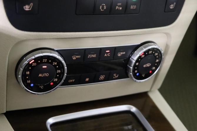 Mercedes-Benz GLK-Класс I (X204) Рестайлинг с пробегом 2015 года, цена 1 899 990 рублей, 244151 км, внедорожник, Автокод Объявления