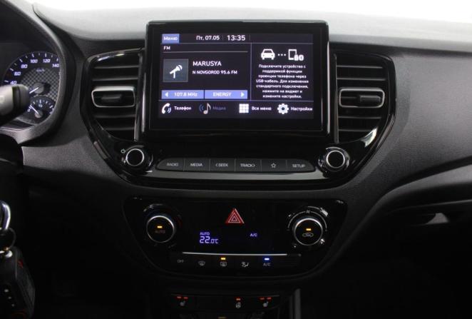 Hyundai Solaris II Рестайлинг с пробегом 2021 года, цена 1 635 000 рублей, 85051 км, седан, Автокод Объявления