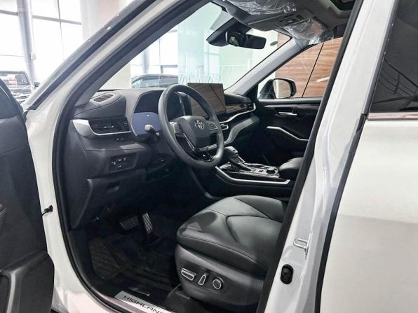 Toyota Highlander IV (XU70) с пробегом 2026 года, цена 5 700 000 рублей, 34 км, внедорожник, Автокод Объявления
