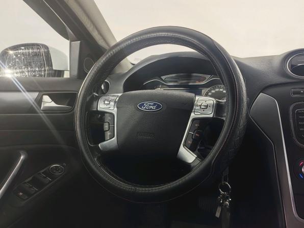 Ford Mondeo IV Рестайлинг с пробегом 2013 года, цена 550 000 рублей, 170156 км, седан, Автокод Объявления