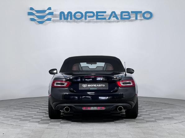 Fiat 124 Spider I с пробегом 2017 года, цена 2 550 000 рублей, 15600 км, родстер, Автокод Объявления