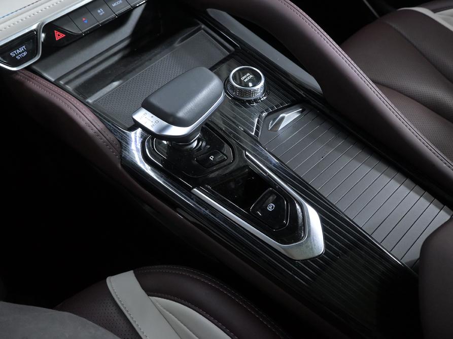 Geely Monjaro I Москва  - изображение 12