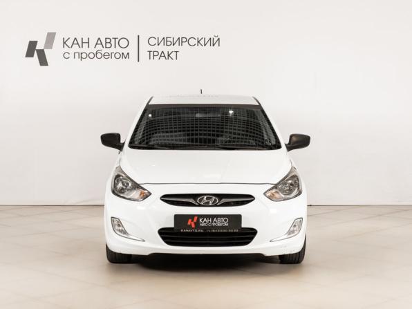 Hyundai Solaris I с пробегом 2011 года, цена 600 600 рублей, 218131 км, седан, Автокод Объявления
