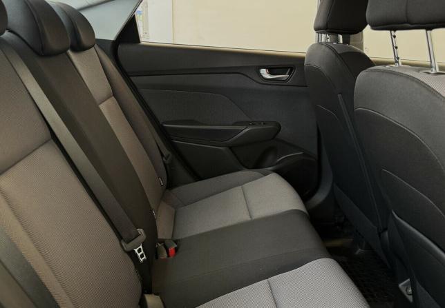 Hyundai Solaris II Рестайлинг с пробегом 2021 года, цена 1 930 000 рублей, 21743 км, седан, Автокод Объявления