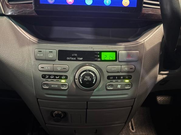 Toyota Noah I (R60) с пробегом 2005 года, цена 649 000 рублей, 335062 км, минивэн, Автокод Объявления