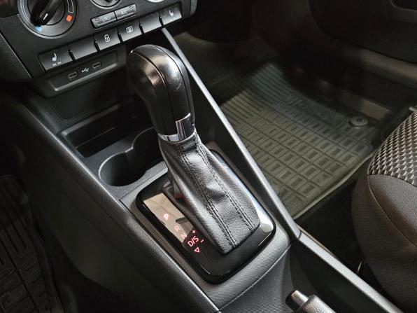 Volkswagen Polo VI с пробегом 2021 года, цена 1 245 000 рублей, 91000 км, лифтбек, Автокод Объявления