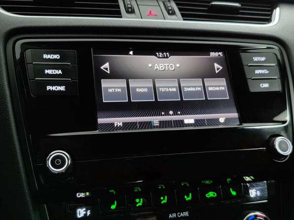 Skoda Octavia III (A7) Рестайлинг с пробегом 2017 года, цена 1 474 000 рублей, 117498 км, лифтбек, Автокод Объявления