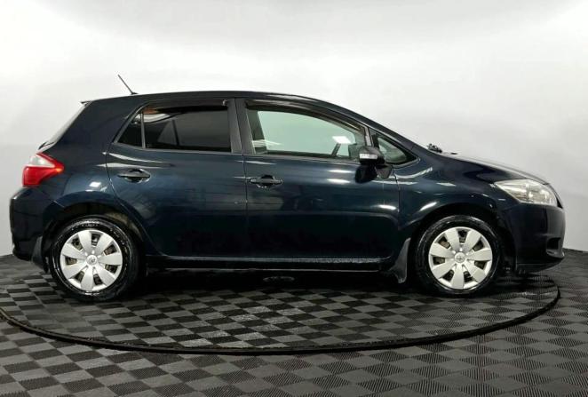 Toyota Auris I Рестайлинг с пробегом 2011 года, цена 890 000 рублей, 243534 км, хэтчбек, Автокод Объявления