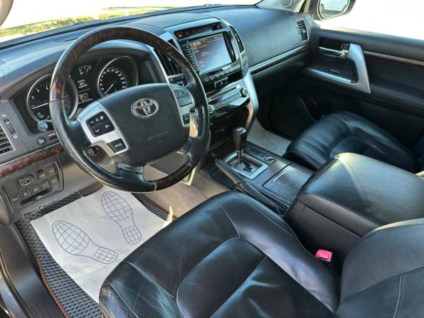 Toyota Land Cruiser 200 Series Рестайлинг 1 с пробегом 2012 года, цена 3 675 000 рублей, 401000 км, внедорожник, Автокод Объявления
