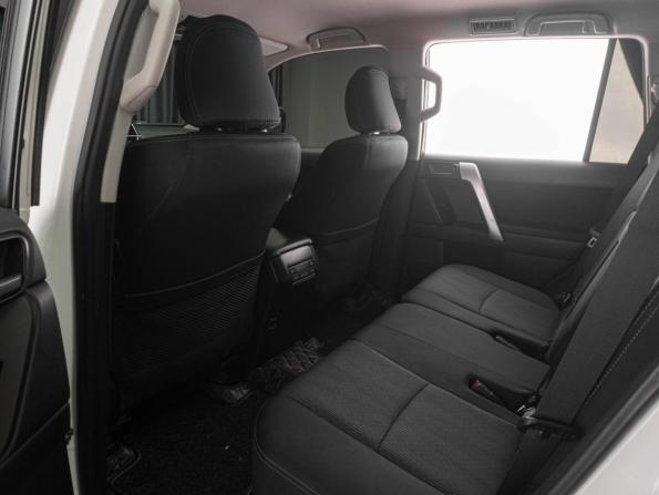 Toyota Land Cruiser Prado 150 Series Рестайлинг 2 с пробегом 2019 года, цена 4 859 000 рублей, 183574 км, внедорожник, Автокод Объявления