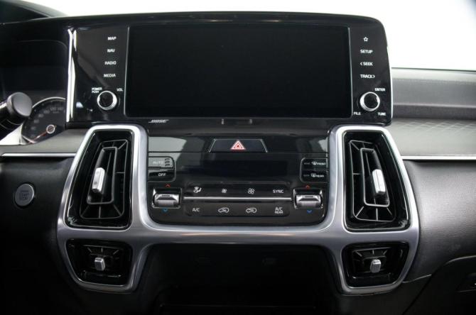 Kia Sorento IV с пробегом 2021 года, цена 3 799 000 рублей, 105000 км, внедорожник, Автокод Объявления