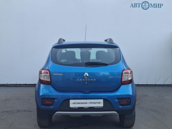 Renault Sandero II с пробегом 2018 года, цена 970 000 рублей, 106296 км, хэтчбек, Автокод Объявления