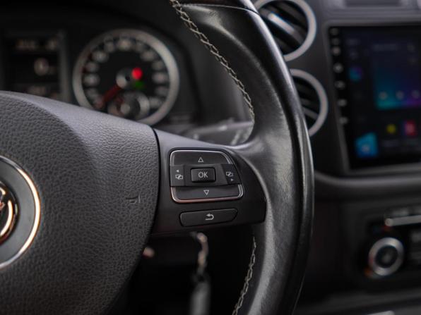 Volkswagen Tiguan I Рестайлинг с пробегом 2015 года, цена 1 349 000 рублей, 190043 км, внедорожник, Автокод Объявления