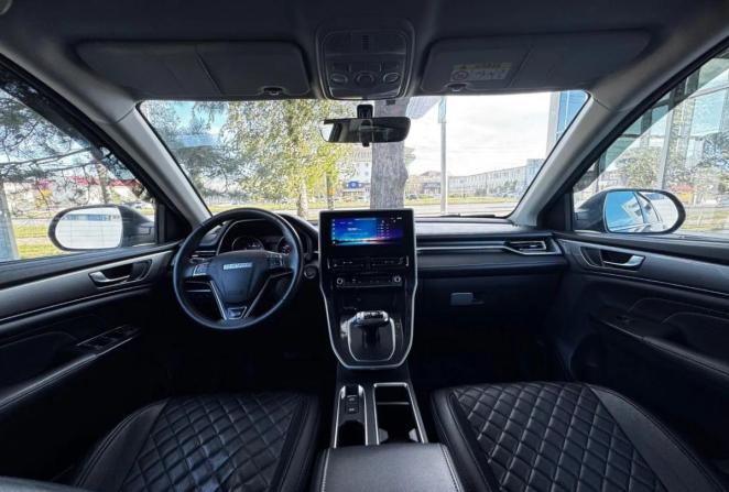 Haval M6 II с пробегом 2023 года, цена 1 560 000 рублей, 50796 км, внедорожник, Автокод Объявления