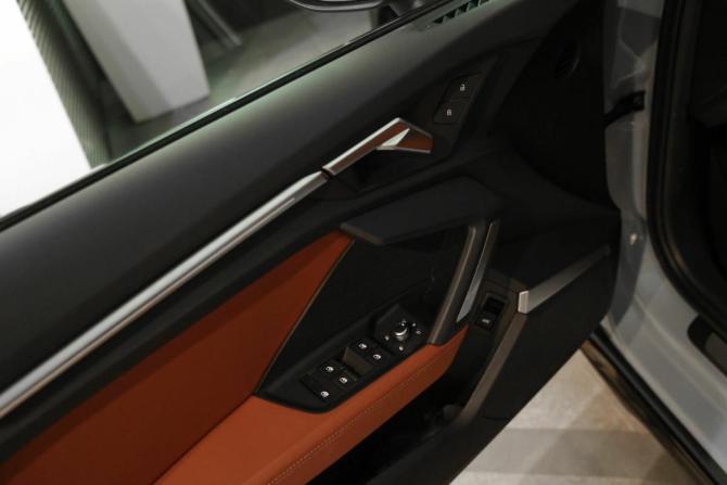 Новый Audi A3 IV (8Y) Рестайлинг 2025 года, цена 4 927 400 рублей, хэтчбек, Автокод Объявления