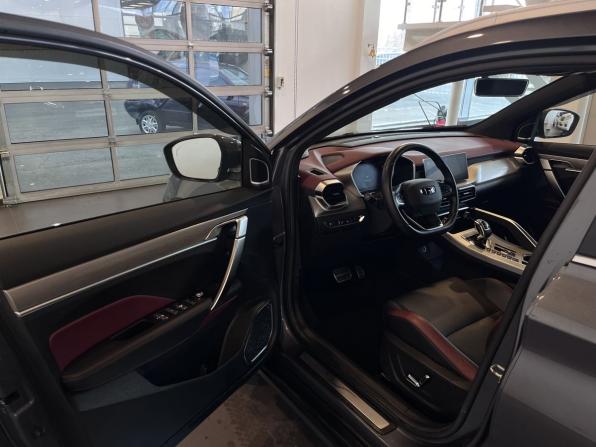 Geely Coolray I с пробегом 2022 года, цена 2 195 000 рублей, 23600 км, внедорожник, Автокод Объявления