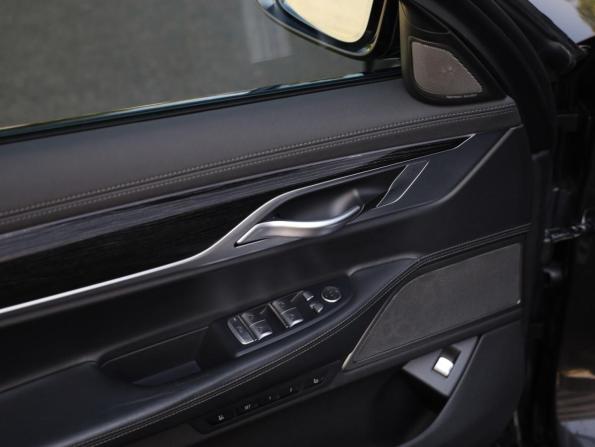 BMW 7 серии VI (G11/G12) Рестайлинг с пробегом 2020 года, цена 4 999 000 рублей, 134314 км, седан, Автокод Объявления