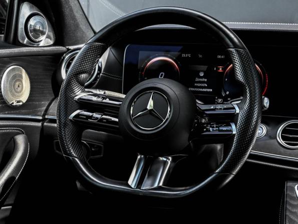 Mercedes-Benz E-Класс V (W213 S213 C238) Рестайлинг с пробегом 2021 года, цена 5 779 000 рублей, 78467 км, седан, Автокод Объявления