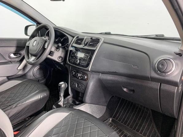 Renault Logan II с пробегом 2018 года, цена 760 000 рублей, 155450 км, седан, Автокод Объявления