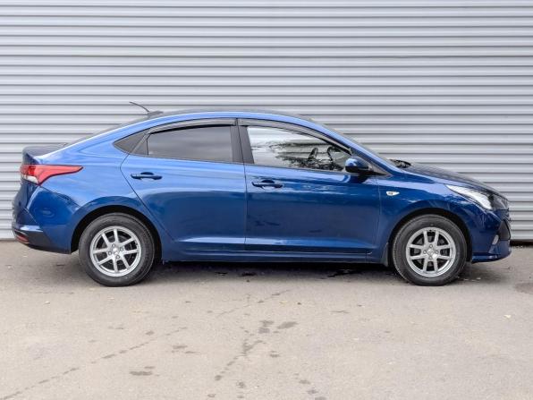 Hyundai Solaris II Рестайлинг с пробегом 2022 года, цена 1 650 000 рублей, 36867 км, седан, Автокод Объявления