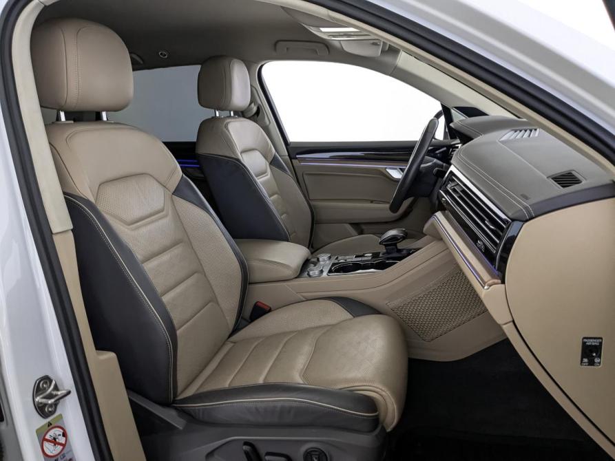 Volkswagen Touareg III Москва  - изображение 24