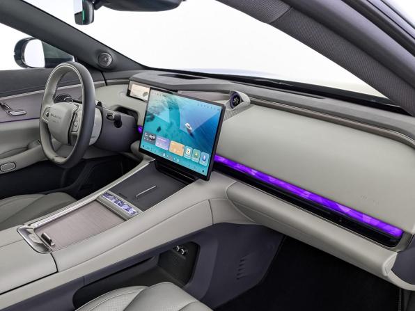 Exeed Exlantix ES с пробегом 2025 года, цена 4 550 000 рублей, 14808 км, седан, Автокод Объявления