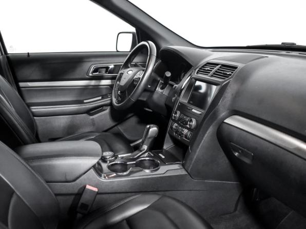 Ford Explorer V Рестайлинг 2 с пробегом 2019 года, цена 3 249 000 рублей, 101000 км, внедорожник, Автокод Объявления
