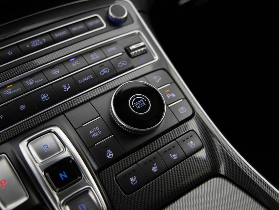 Hyundai Santa Fe IV Рестайлинг Санкт-Петербург  - изображение 16