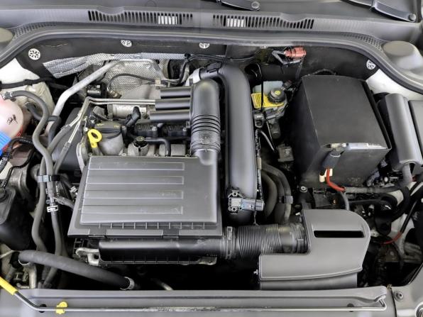Volkswagen Jetta VI Рестайлинг с пробегом 2016 года, цена 1 490 000 рублей, 81427 км, седан, Автокод Объявления