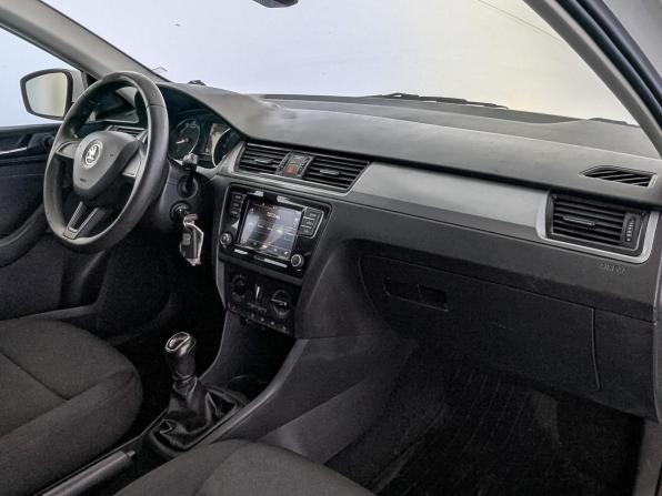 Skoda Rapid I Рестайлинг с пробегом 2019 года, цена 840 000 рублей, 218350 км, лифтбек, Автокод Объявления