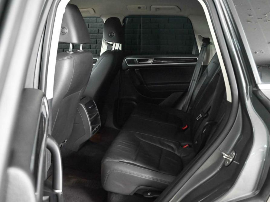 Volkswagen Touareg II Рестайлинг Екатеринбург  - изображение 11