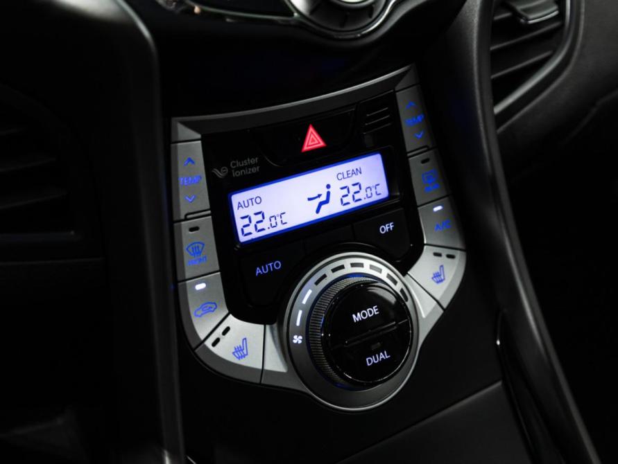 Hyundai Avante V Санкт-Петербург  - изображение 19