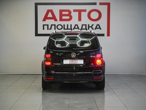Volkswagen Touran I Рестайлинг с пробегом 2008 года, цена 829 000 рублей, 322231 км, минивэн, Автокод Объявления