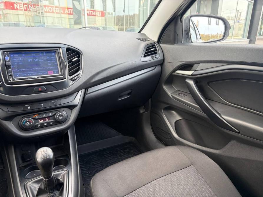 Lada (ВАЗ) Vesta I Санкт-Петербург  - изображение 9