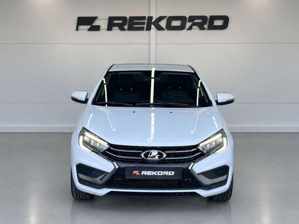 Lada (ВАЗ) Vesta I Рестайлинг (NG) с пробегом 2023 года, цена 1 099 000 рублей, 102176 км, седан, Автокод Объявления