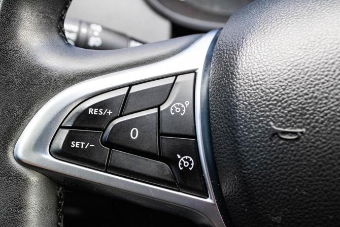 Renault Arkana I с пробегом 2020 года, цена 1 719 000 рублей, 125353 км, внедорожник, Автокод Объявления